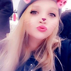 Meet your Posher, Joanna